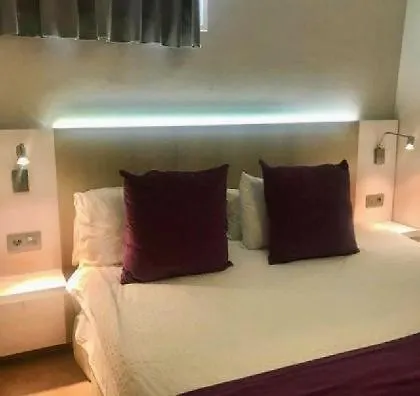 2 Bedrooms In Los Cristianos Los Cristianos (Tenerife)
