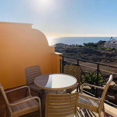 2 Bedrooms In Los Cristianos * Los Cristianos (Tenerife)